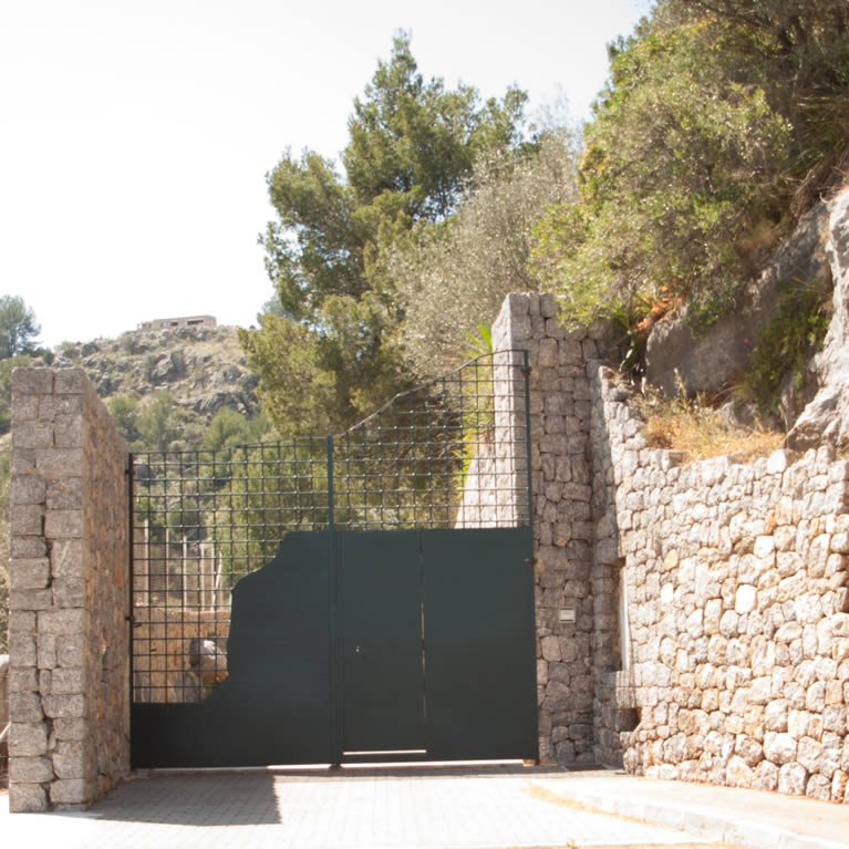 The Gate and Private Path